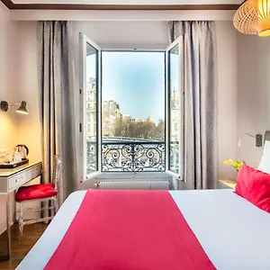 *** Otel Eiffel Segur Fransa