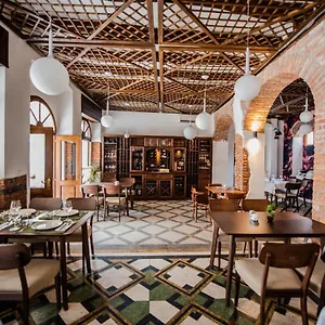 *** Otel Loredano Arnavutluk